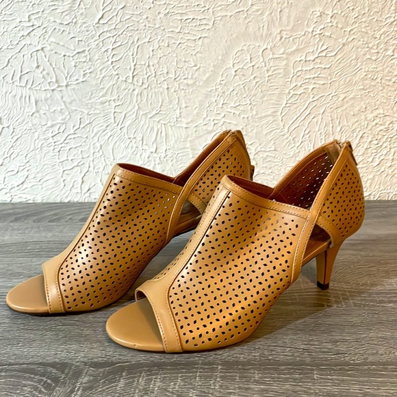 Style & Co - Picture 2 of 5